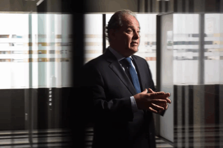 economista André loes